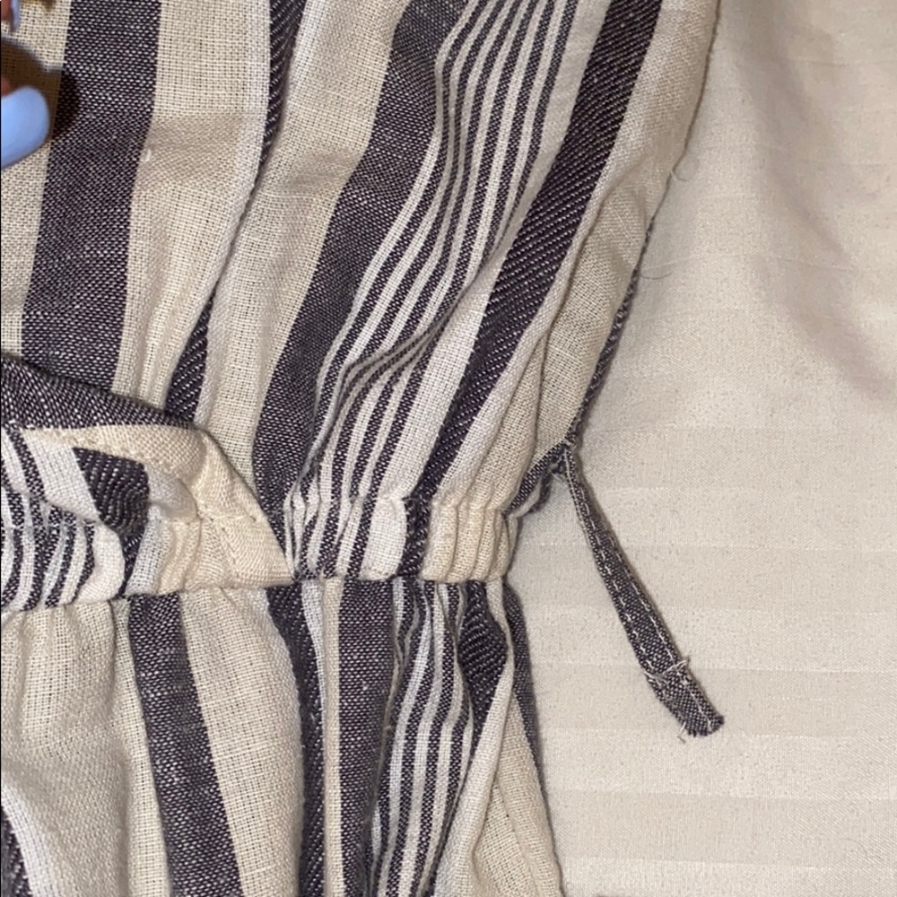 Striped Cropped jumpsuit - Picture 5 of 5